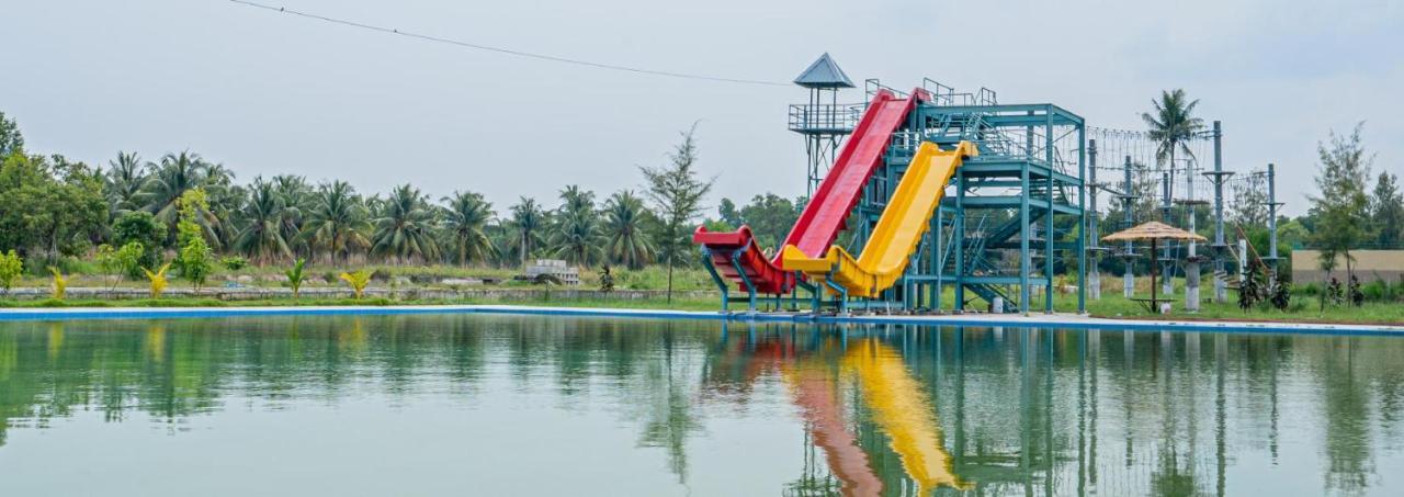 Hotel Kanopi Tipi Kampung Sungai Rengit Zewnętrze zdjęcie